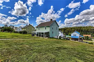 8005 Hayward St, Hempfield Township, PA 15691 - Photo 17