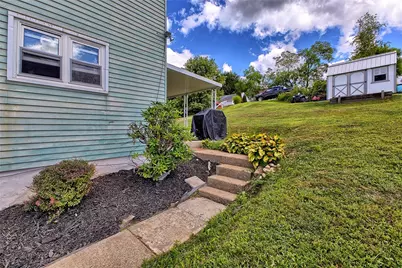 8005 Hayward St, Hempfield Township, PA 15691 - Photo 21