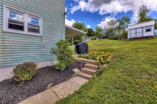 8005 Hayward St, Hempfield Township, PA 15691 - Photo 21