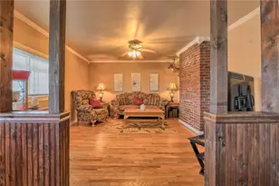 8005 Hayward St, Hempfield Township, PA 15691 - Photo 3