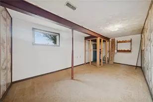 100 Palmer Rd, Pittsburgh, PA 15239 - Photo 39