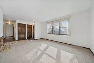 100 Palmer Rd, Pittsburgh, PA 15239 - Photo 3