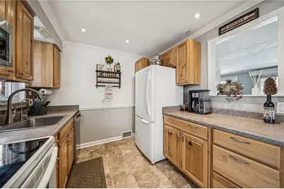 4817 Flamingo Dr, Pittsburgh, PA 15236 - Photo 13