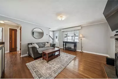 4817 Flamingo Dr, Pittsburgh, PA 15236 - Photo 9