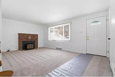 516 Walde St, Pittsburgh, PA 15210 - Photo 5