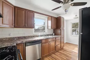 516 Walde St, Pittsburgh, PA 15210 - Photo 17