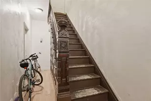 1009 Constance St, Pittsburgh, PA 15212 - Photo 11