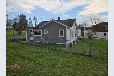 514 Penn High Park Road, Jeannette, PA 15644 - Photo 5