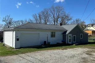 514 Penn High Park Rd, Jeannette, PA 15644 - Photo 3