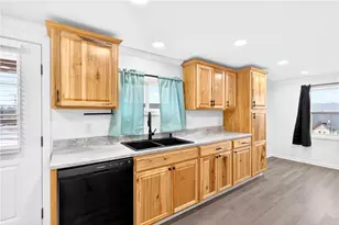 123 4th Ave, New Eagle, PA 15067 - Photo 9