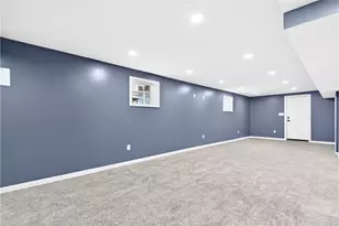 123 4th Ave, New Eagle, PA 15067 - Photo 23