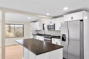 26 Seneca Rd, Pittsburgh, PA 15241 - Photo 3