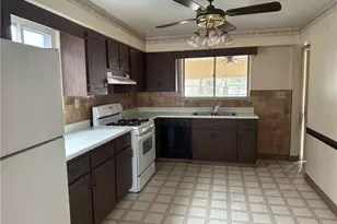 35 Perry St, Pittsburgh, PA 15209 - Photo 5