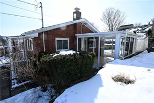 5166 5166 Leona Dr, Pittsburgh, PA 15227 - Photo 13