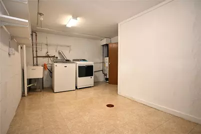 5166 Leona Dr, Pittsburgh, PA 15227 - Photo 31