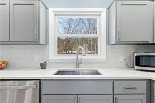 1491 Griswold St, Hermitage, PA 16148 - Photo 11