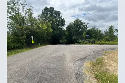 2225 County Line Rd, Shenango Township, PA 16101 - Photo 15