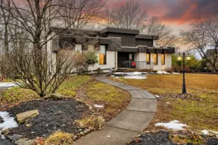 5000 Clydesdale Ct, Murrysville, PA 15668 - Photo 3