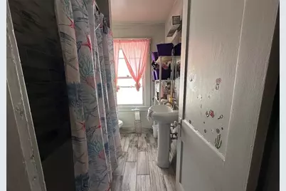 1009 Wool St, Duquesne, PA 15110 - Photo 5