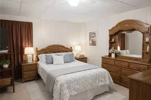 118 S 12th St, Jeannette, PA 15644 - Photo 7