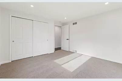 2715 Otterbein Dr, Pittsburgh, PA 15101 - Photo 21