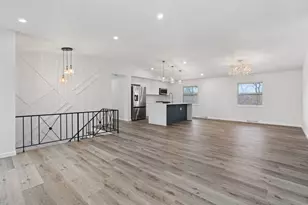 2715 Otterbein Dr, Pittsburgh, PA 15101 - Photo 9