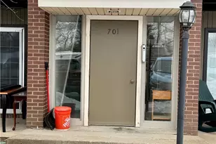 701 College Park Dr, Coraopolis, PA 15108 - Photo 3