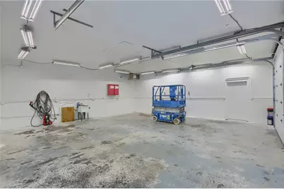 2608 New Butler Rd, Shenango Township, PA 16101 - Photo 29