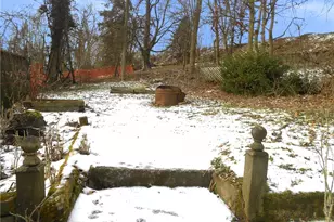 938 St Anne St, Pittsburgh, PA 15234 - Photo 15