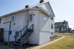 1113 B St, Latrobe, PA 15650 - Photo 3