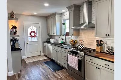 109 Burdine Ave, Pittsburgh, PA 15227 - Photo 11