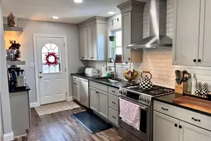 109 Burdine Ave, Pittsburgh, PA 15227 - Photo 11