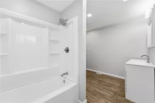 214 Sunset Dr, New Castle, PA 16105 - Photo 23