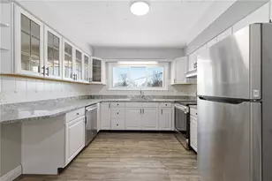 214 Sunset Dr, New Castle, PA 16105 - Photo 13