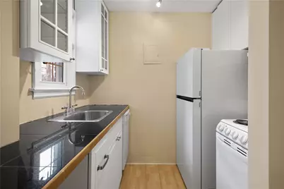 836 Thorn St #26, Sewickley, PA 15143 - Photo 11