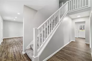 2104 Pulaski Rd, New Castle, PA 16105 - Photo 7