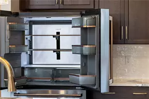 454 Independence, Cecil, PA 15317 - Photo 21