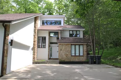 219 La Grande Dr, Cranberry Township, PA 16066 - Photo 3