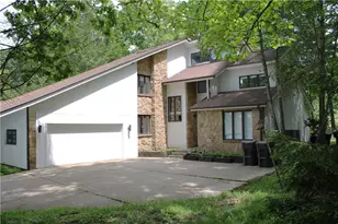 219 La Grande Dr, Cranberry Township, PA 16066 - Photo 1