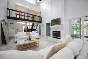 219 La Grande Dr, Cranberry Township, PA 16066 - Photo 7