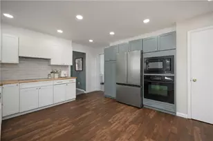 219 La Grande Dr, Cranberry Township, PA 16066 - Photo 21