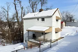 1360 Center St, McKees Rocks, PA 15136 - Photo 1