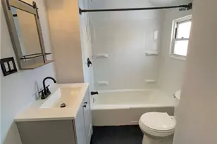 1360 Center St, McKees Rocks, PA 15136 - Photo 9