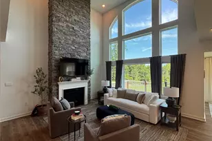 135 Victoria Dr, Coraopolis, PA 15108 - Photo 3