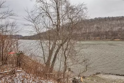 209 Upper Godfrey Dr, Gilpin Township, PA 15656 - Photo 5