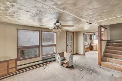 209 Upper Godfrey Dr, Gilpin Township, PA 15656 - Photo 11