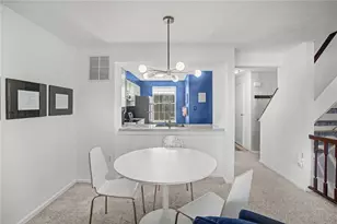 107 Holmes Pl, Pittsburgh, PA 15213 - Photo 11