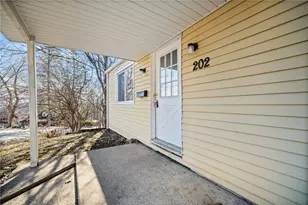 202 Duffield Ave, Pittsburgh, PA 15235 - Photo 3