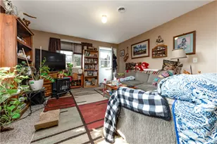 391 Mercer Rd, Hempfield Township, PA 16125 - Photo 17