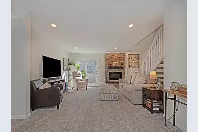 1402 Towne Square Dr, Pittsburgh, PA 15101 - Photo 7